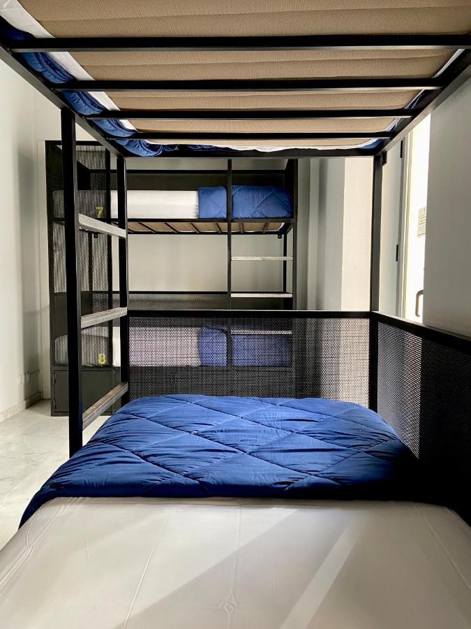Joy Setas Coworking Hostel Σεβίλλη Εξωτερικό φωτογραφία