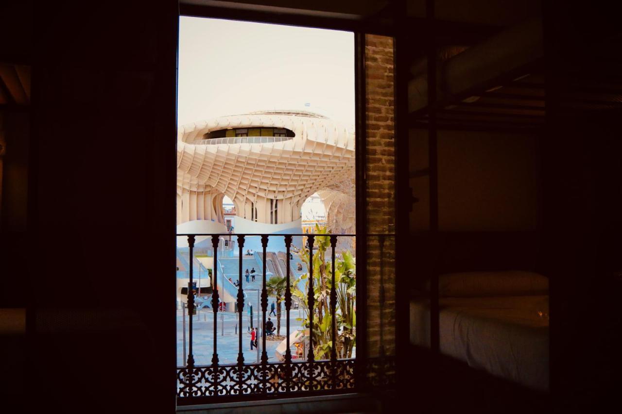 Joy Setas Coworking Hostel Σεβίλλη Εξωτερικό φωτογραφία