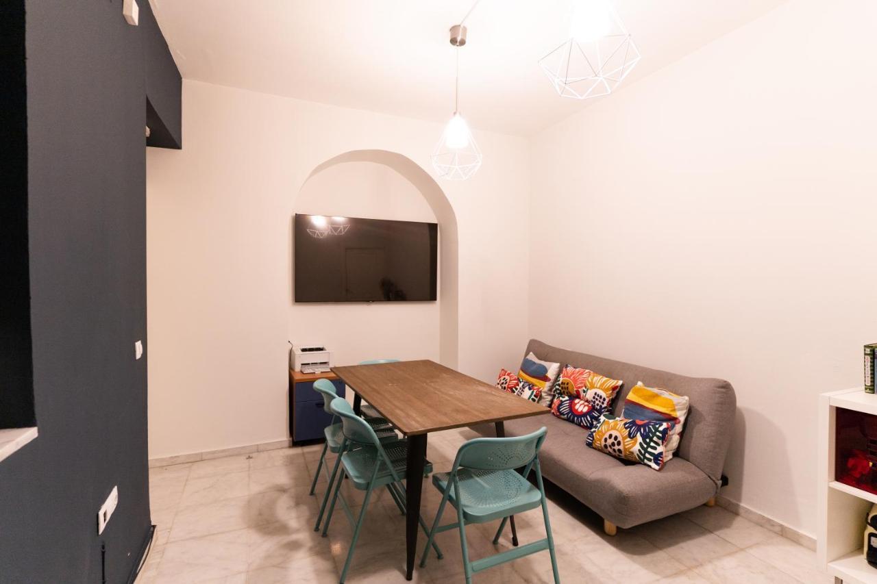 Joy Setas Coworking Hostel Σεβίλλη Εξωτερικό φωτογραφία