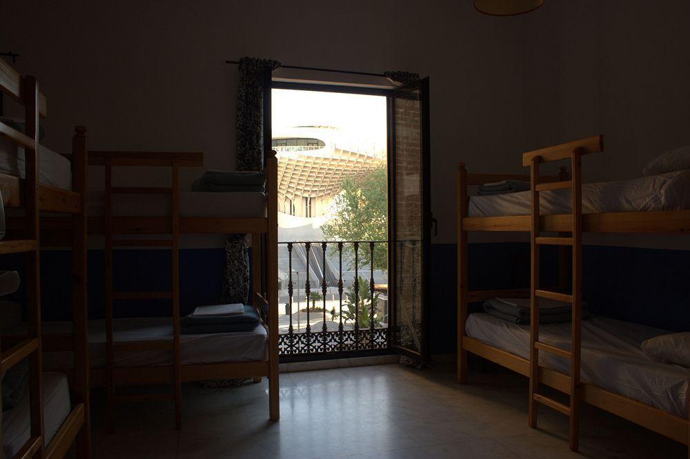 Joy Setas Coworking Hostel Σεβίλλη Εξωτερικό φωτογραφία