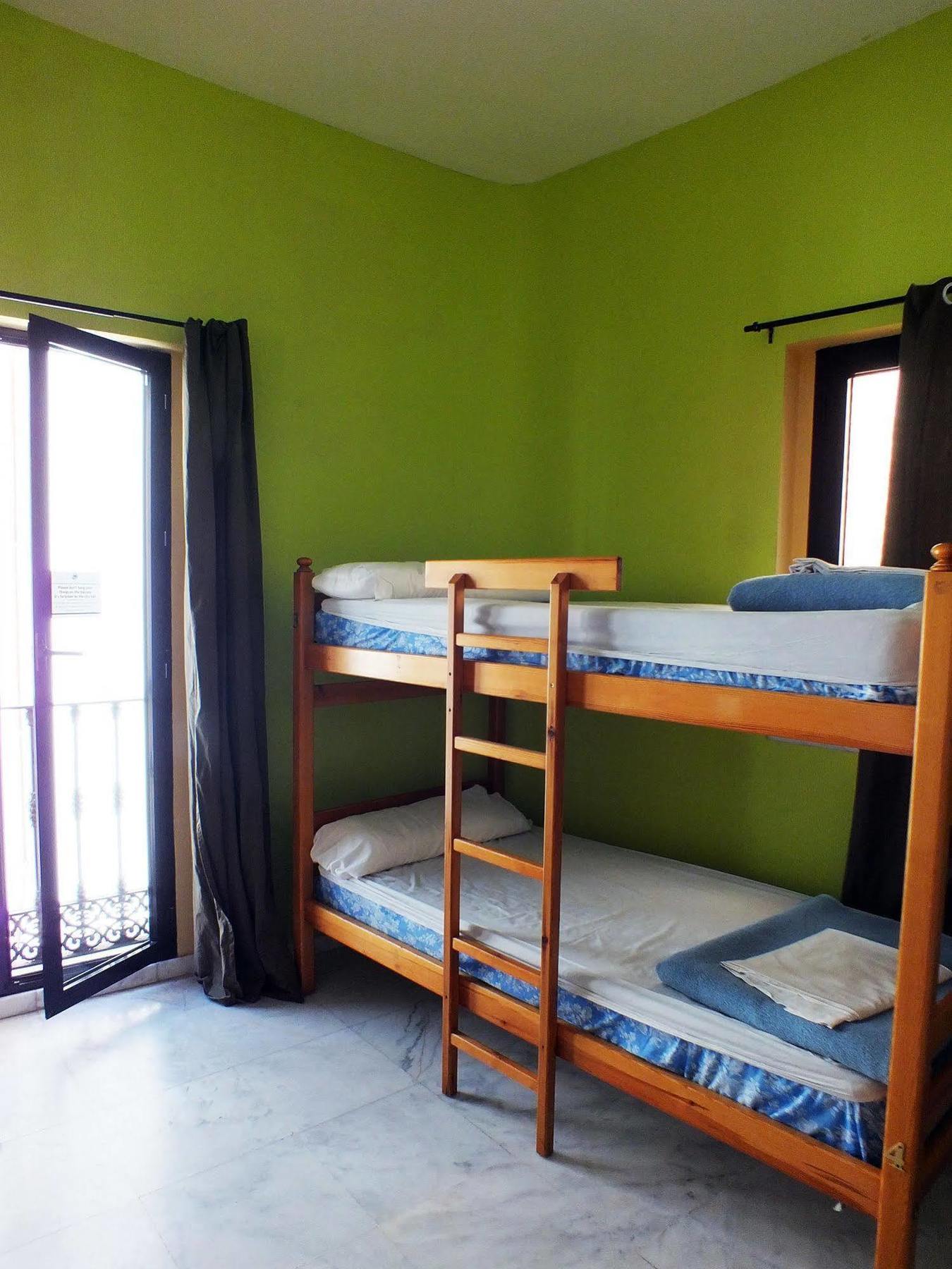 Joy Setas Coworking Hostel Σεβίλλη Εξωτερικό φωτογραφία